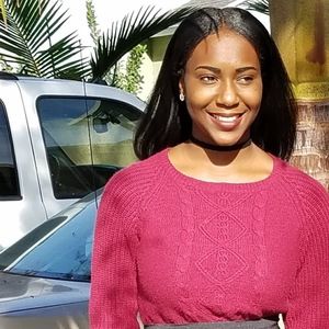 Meet your Posher, Janaye